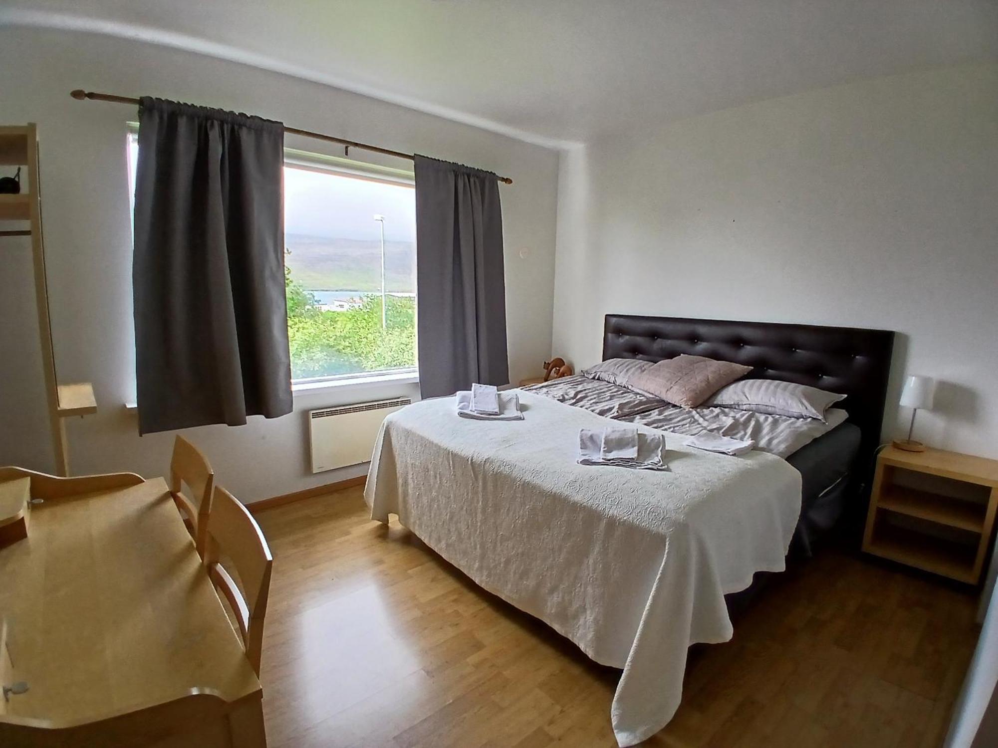 Guesthouse Talknafjoerthur エクステリア 写真