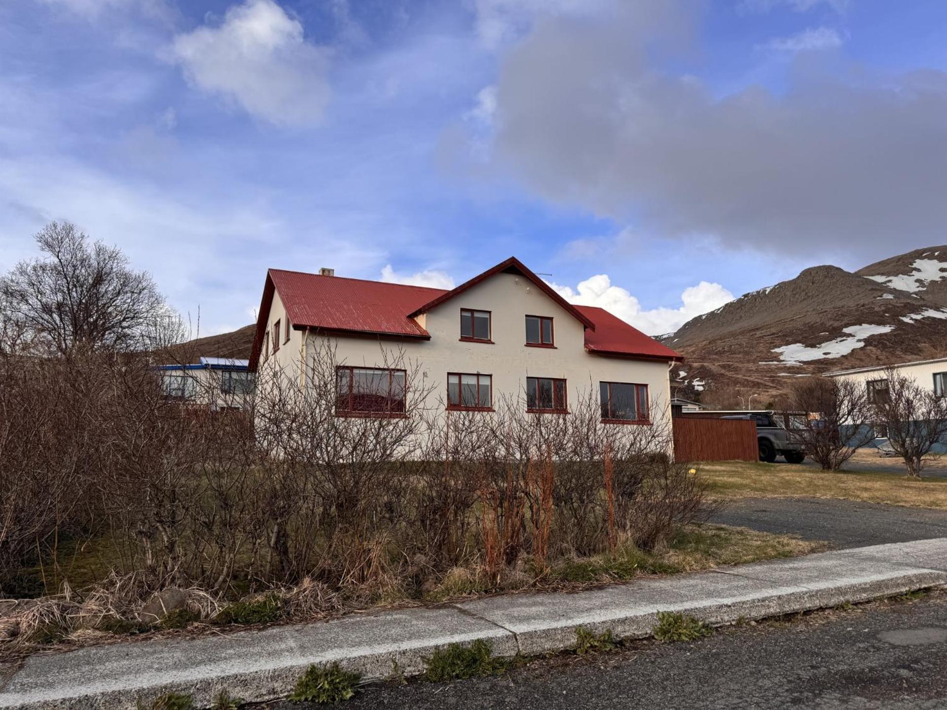 Guesthouse Talknafjoerthur エクステリア 写真